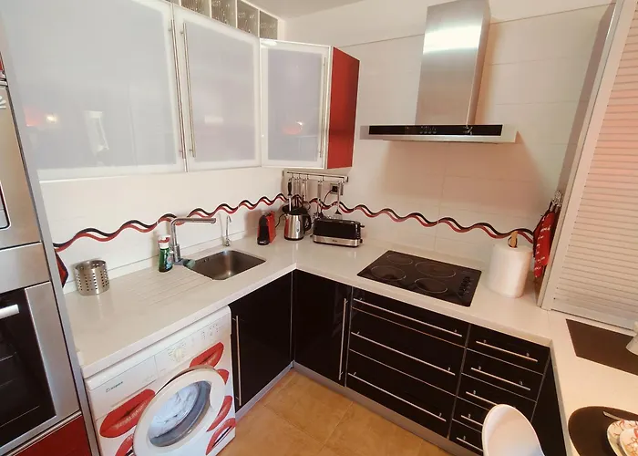 Alejandro Neptuno * Puerto de Santiago (Tenerife)