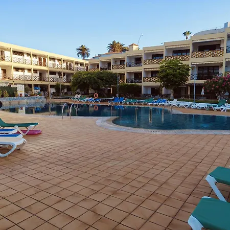 Alejandro Neptuno * Puerto de Santiago (Tenerife)